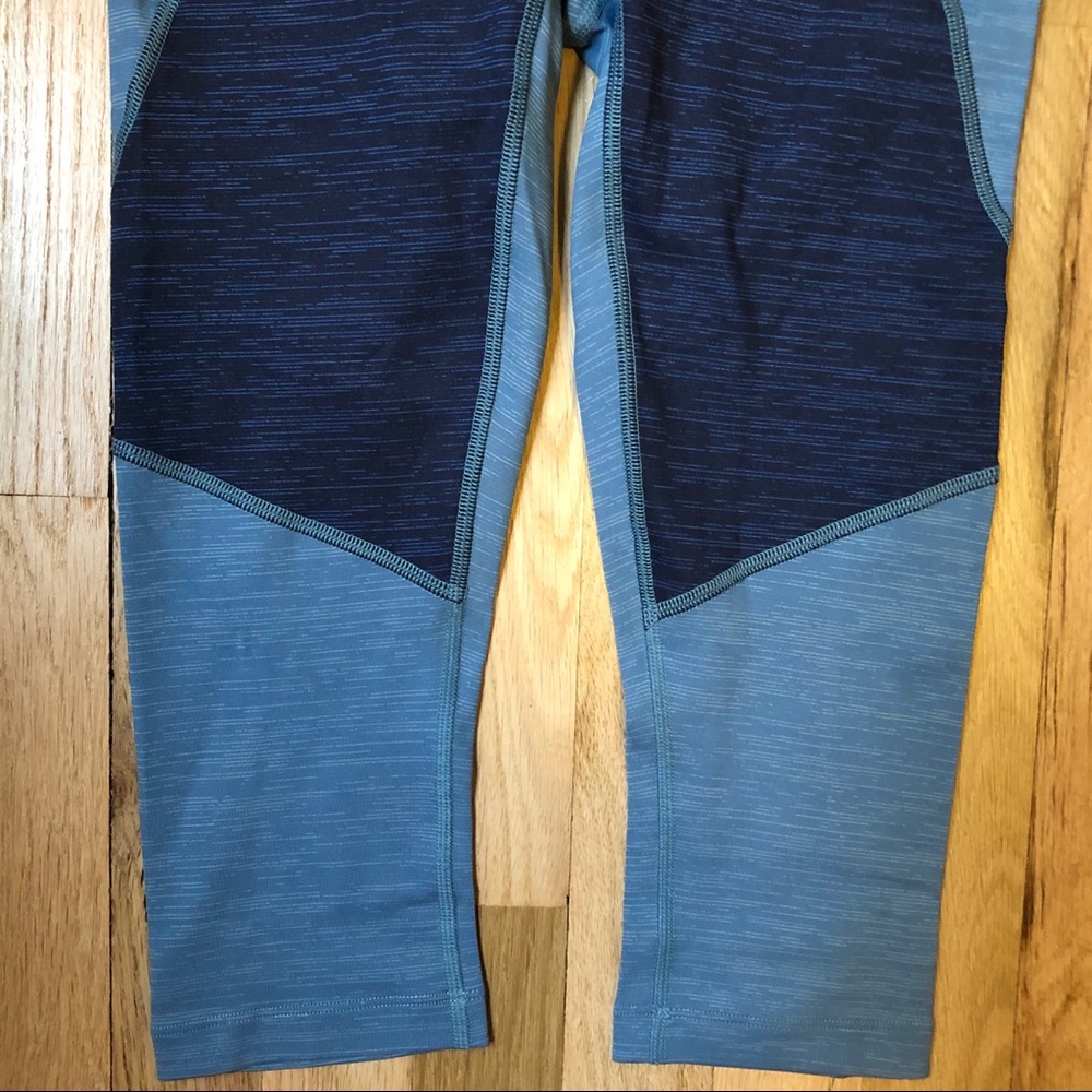 NEW! Outdoor Voices TechSweat Leggings - Picture 5 of 6